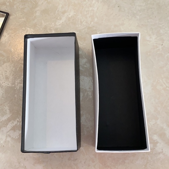 Authentic Chanel Box - Picture 9 of 9